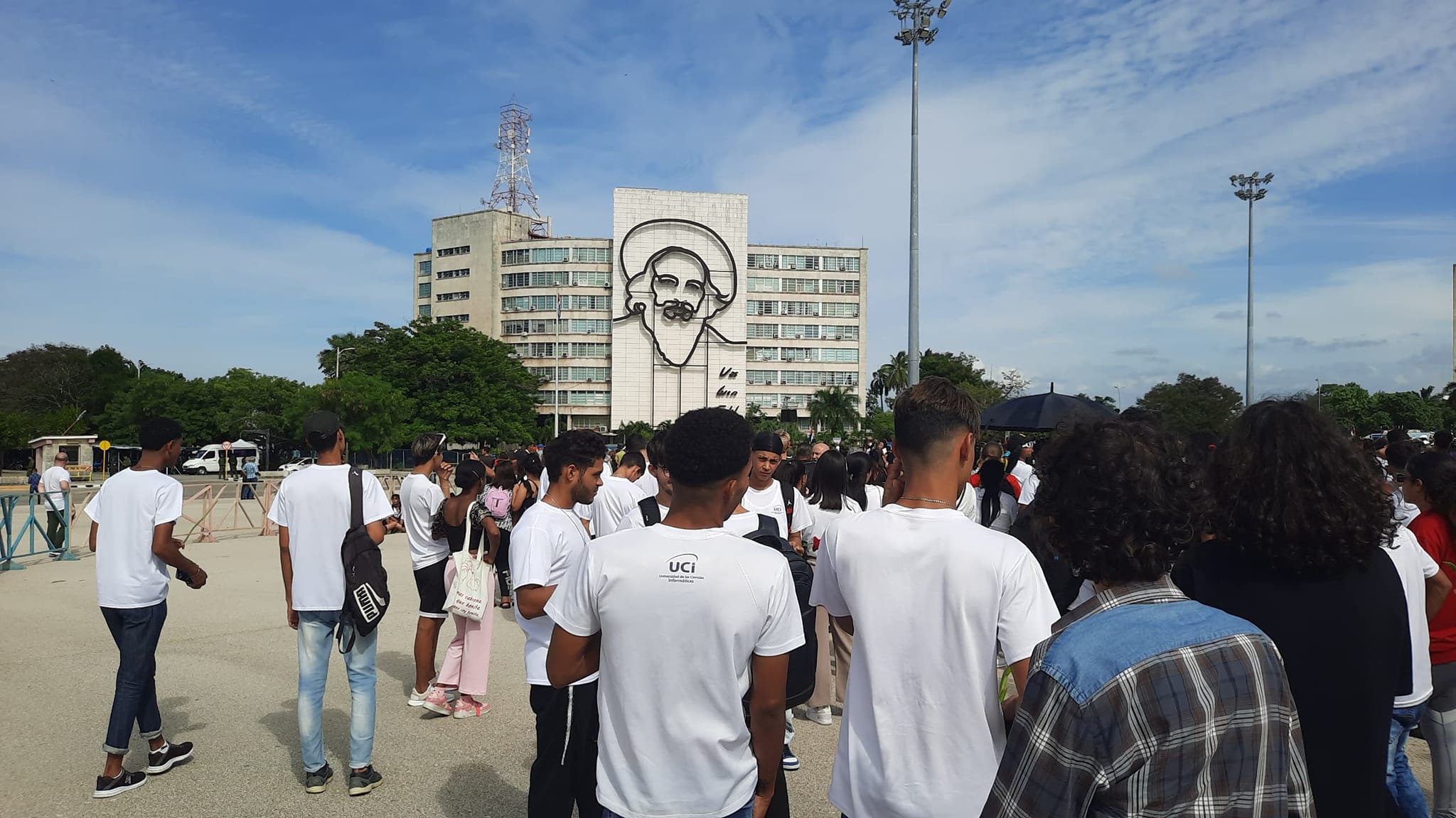 Peregrinación en homenaje al Comandante Camilo Cienfuegos.