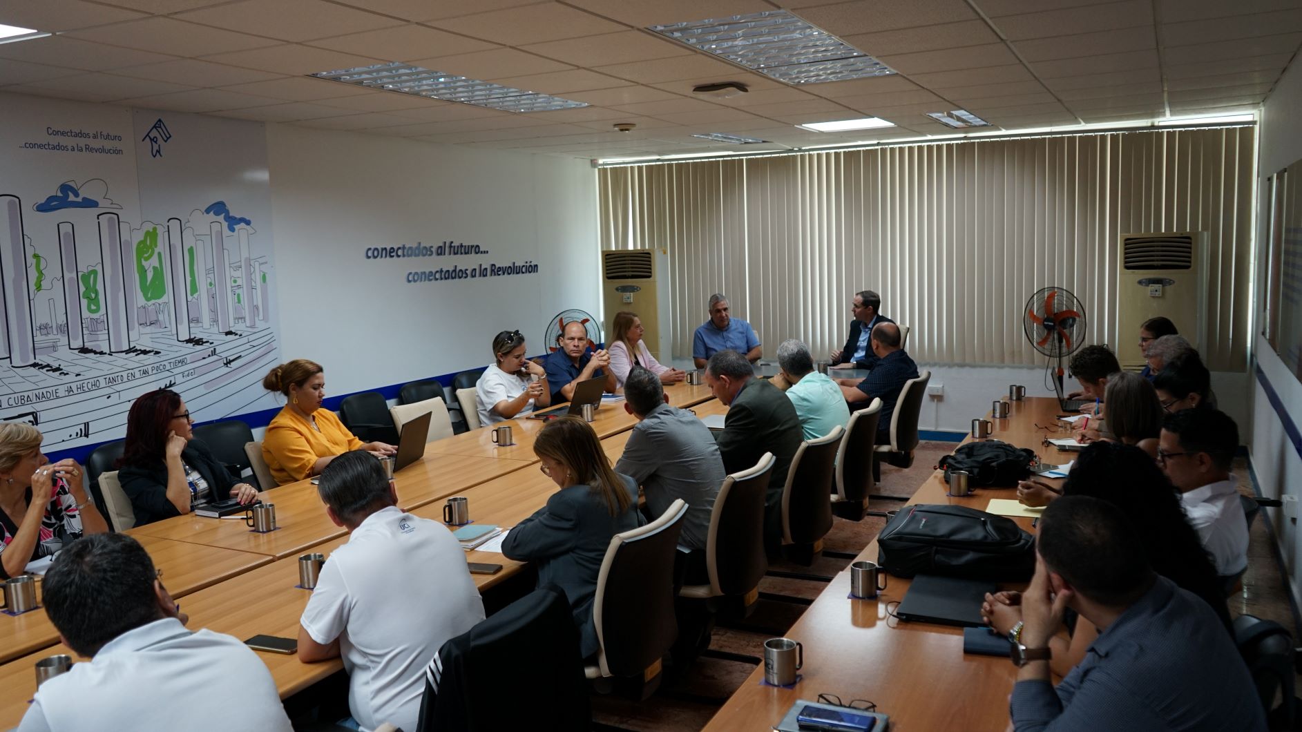 Visita del viceprimer ministro a la UCI. Foto: Yailin Simón Mir