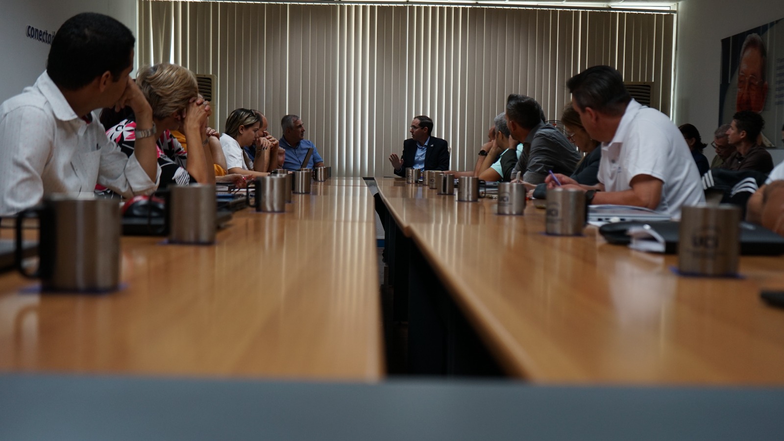 Visita del viceprimer ministro a la UCI.