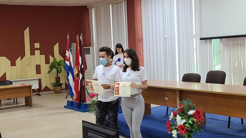 Acto de culminación de estudios de la facultad 2.