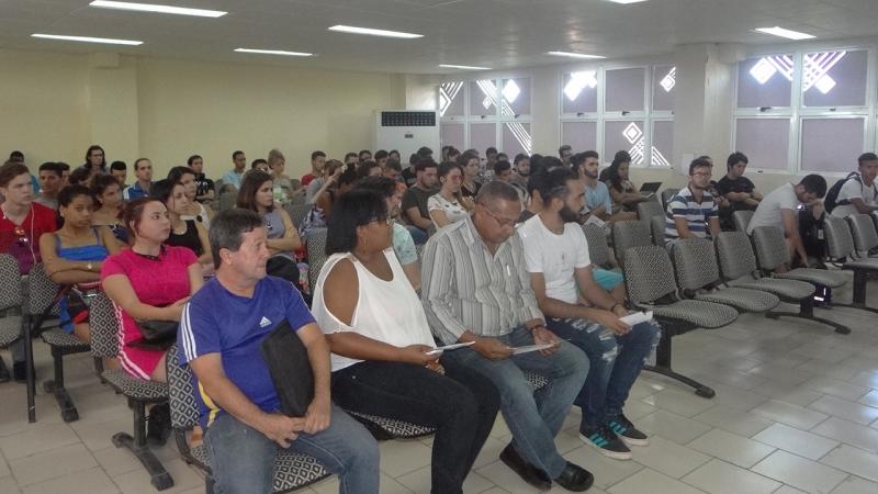 Inauguración del XII Fórum de Historia de la UCI en la Sala Rubén Martínez Villena del docente de igual nombre. 