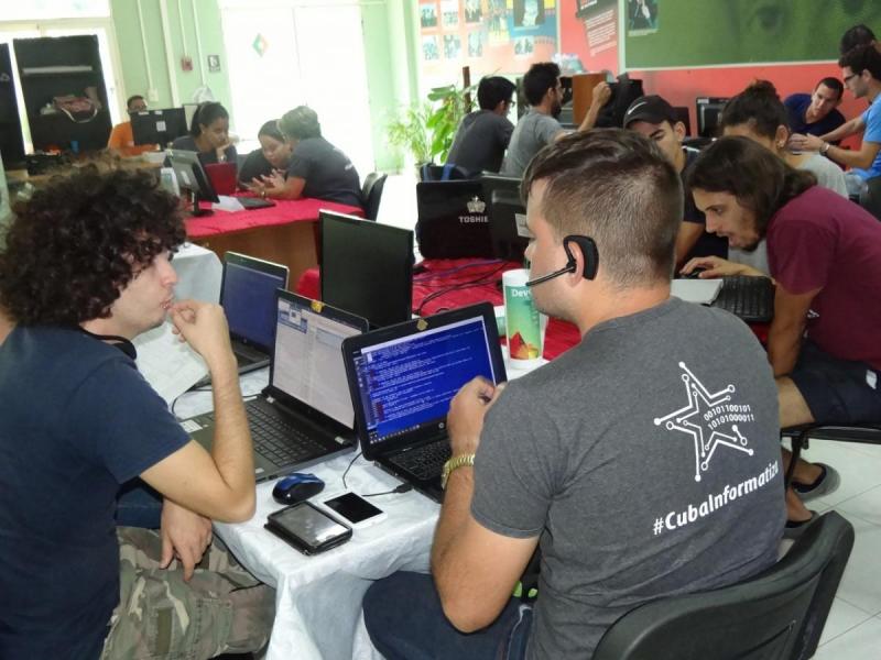 Competencia de 24 horas Hackathon.