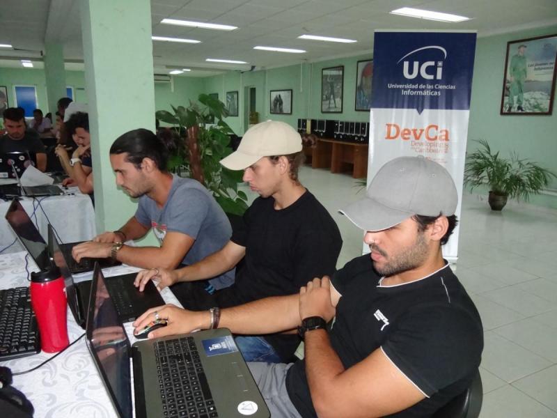 Competencia de 24 horas Hackathon.