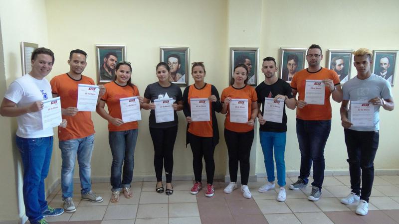 Durante el acto se reconocieron, con la Distinción 13 de Marzo, a los estudiantes Maylenis Peña, Rosalía Rodríguez, José Luis Guisao, Denet Ananías, Álvaro Acosta, Taire Faife, Yoelvis Quintero, Luis Manuel Corrales y Yoisbel Tabares. 