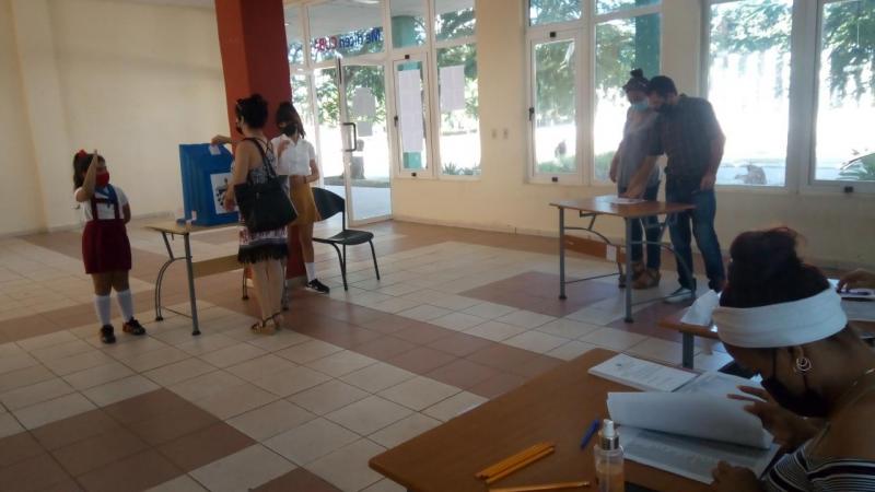 Realizan en la UCI las elecciones de las Circunscripciones especiales 84, 85 y 86 del municipio La Lisa.