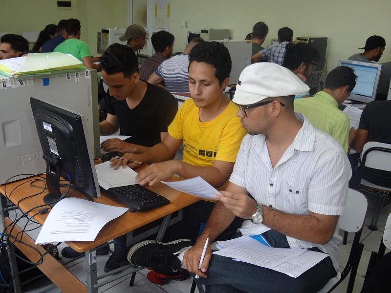 Concurso real en los laboratorios de programación competitiva. 