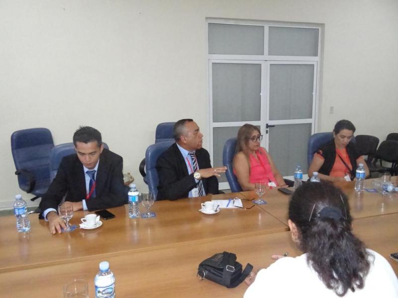 Los participantes del encuentro se interesaron en la formación de posgrado en la UCI.