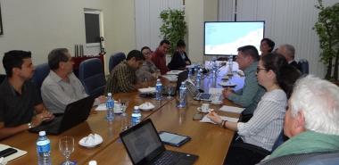 Delegación de Holanda y Bélgica junto a funcionarios del Minsap visitan la UCI. 