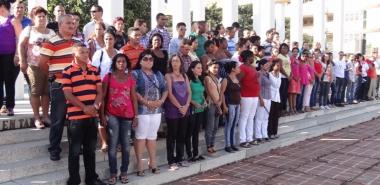 Los diputados más jóvenes de la Isla en la Plaza Mella de la UCI.